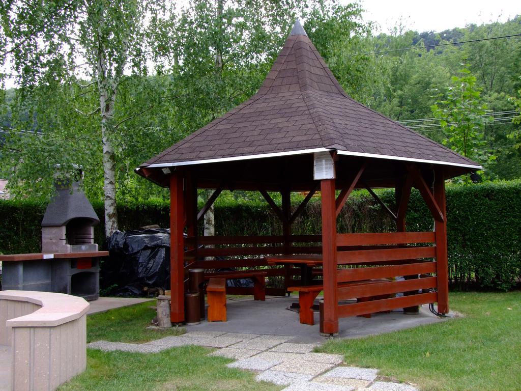 Rajna Apartmanhaz Bogacs Bagian luar foto
